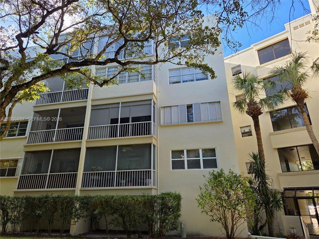 6731 Cypress Road 205, Plantation, FL 33317
