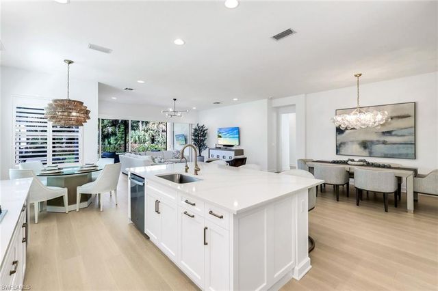 12255 Bonnet DR, Naples, FL 34120