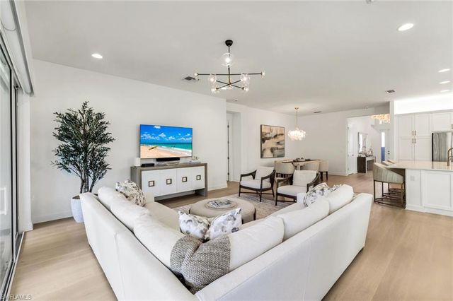 12255 Bonnet DR, Naples, FL 34120