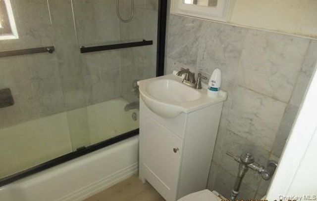 2866 Marion Avenue 1E, Bronx, NY 10458