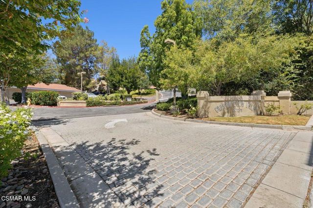 2731 Erringer Road 17, Simi Valley, CA 93065