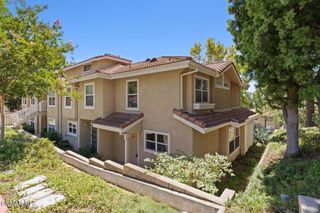 2731 Erringer Road 17, Simi Valley, CA 93065