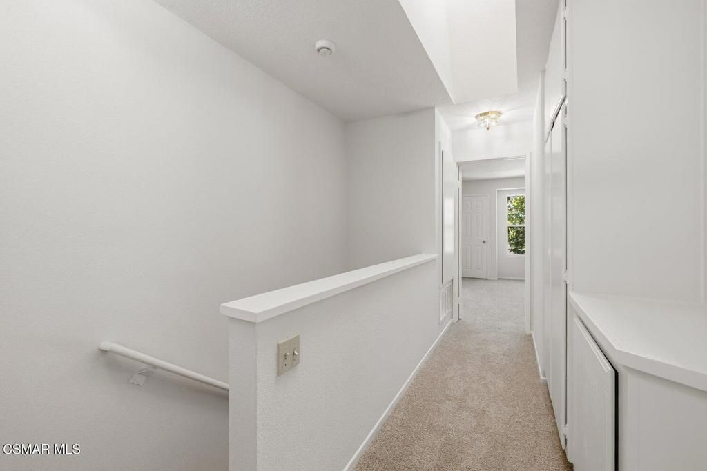 Image 20 of property listing at 2731 Erringer Road 17, Simi Valley, CA 93065