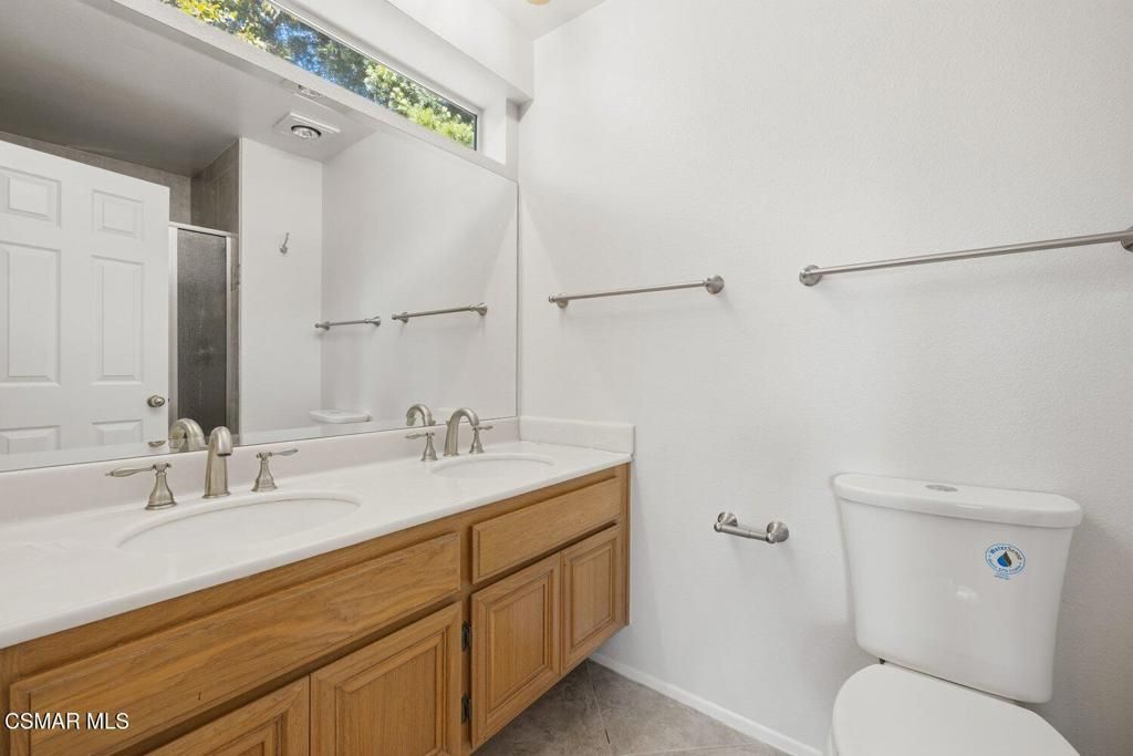 Image 26 of property listing at 2731 Erringer Road 17, Simi Valley, CA 93065