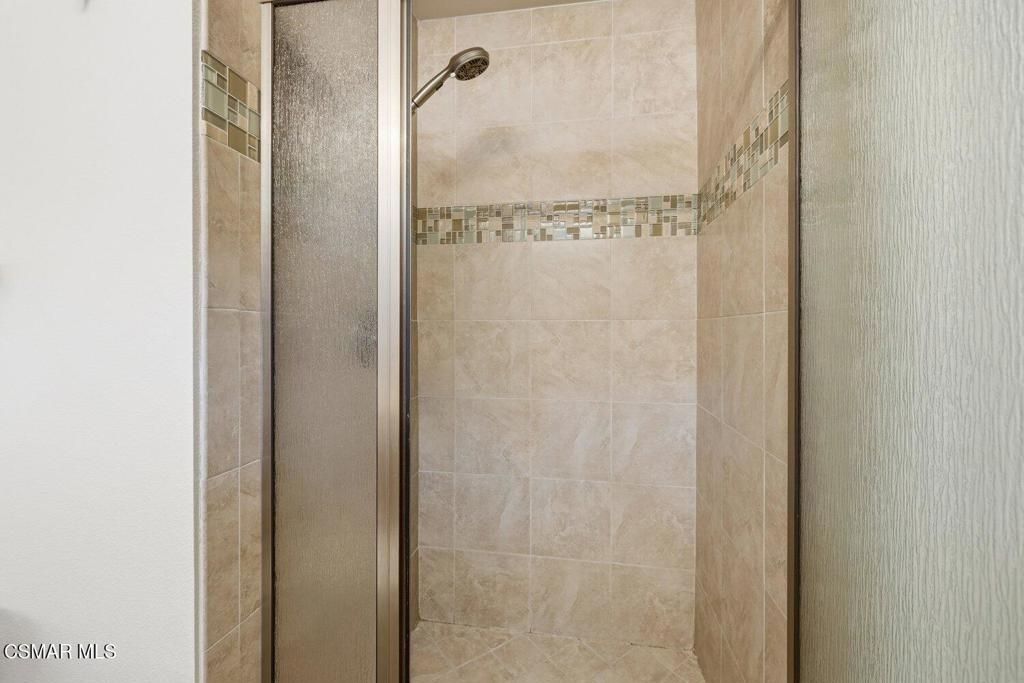 Image 27 of property listing at 2731 Erringer Road 17, Simi Valley, CA 93065