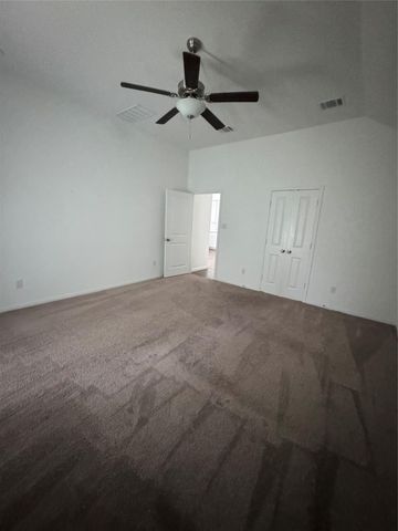 8920 Luciano RDG, Seguin, TX 78155