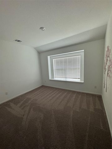 8920 Luciano RDG, Seguin, TX 78155
