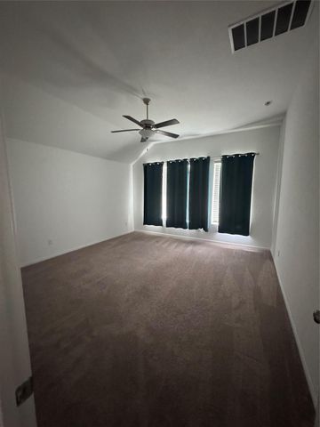 8920 Luciano RDG, Seguin, TX 78155