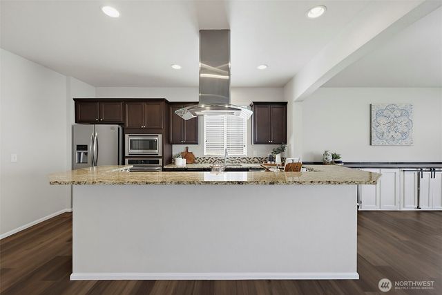 810 Louise Wise Avenue NW, Orting, WA 98360