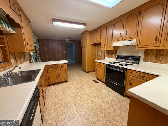 213 Stembridge Road SE, Milledgeville, GA 31061