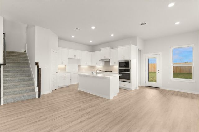 317 West Faulkner ST, Liberty Hill, TX 78642