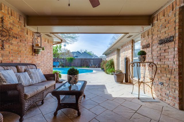 2606 Belmeade Drive, Carrollton, TX 75006