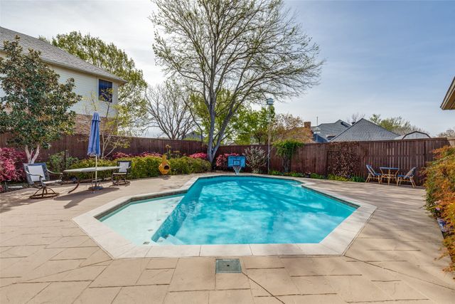 2606 Belmeade Drive, Carrollton, TX 75006