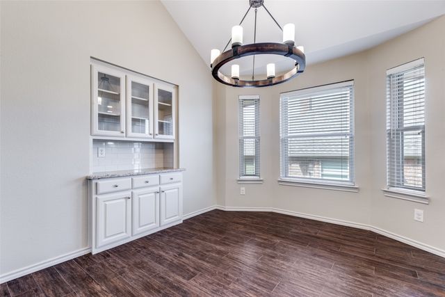 2606 Belmeade Drive, Carrollton, TX 75006