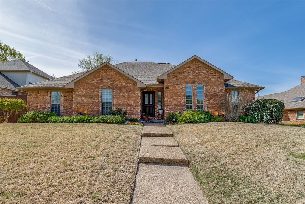2606 Belmeade Drive, Carrollton, TX 75006