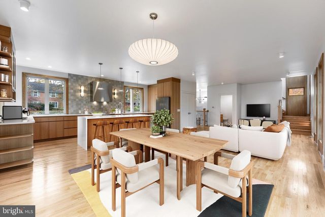 435 FERGUSON AVE, State College, PA 16803