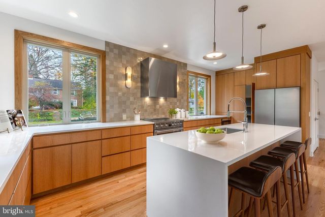 435 FERGUSON AVE, State College, PA 16803