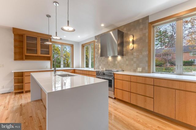 435 FERGUSON AVE, State College, PA 16803