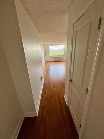 2479 Peachtree Road NE 1405, Atlanta, GA 30305