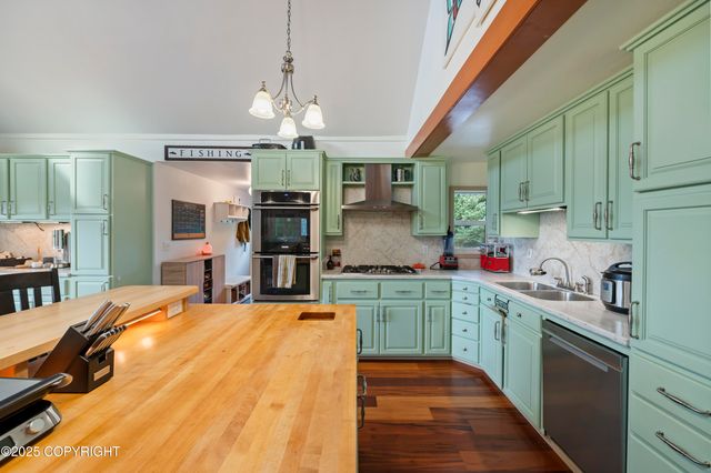 40905 Rucksack Drive, Homer, AK 99603