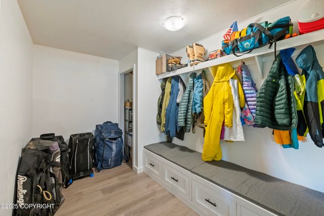 40905 Rucksack Drive, Homer, AK 99603