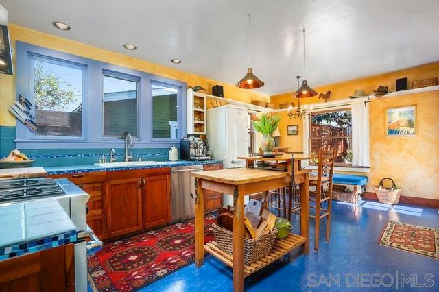 3237 39 Dale Street, San Diego, CA 92104