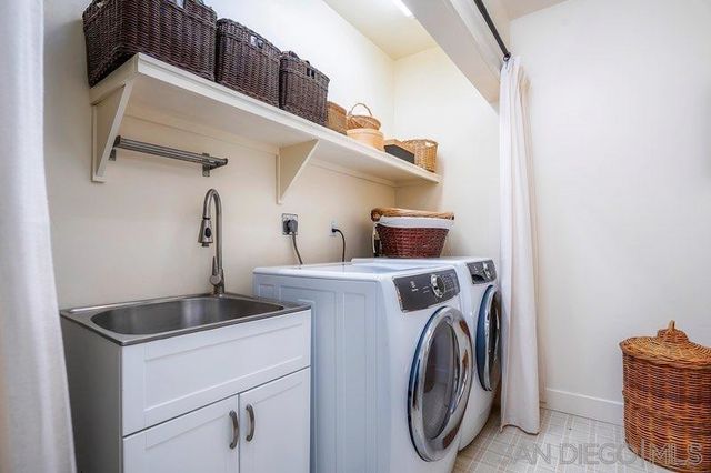 3237 39 Dale Street, San Diego, CA 92104