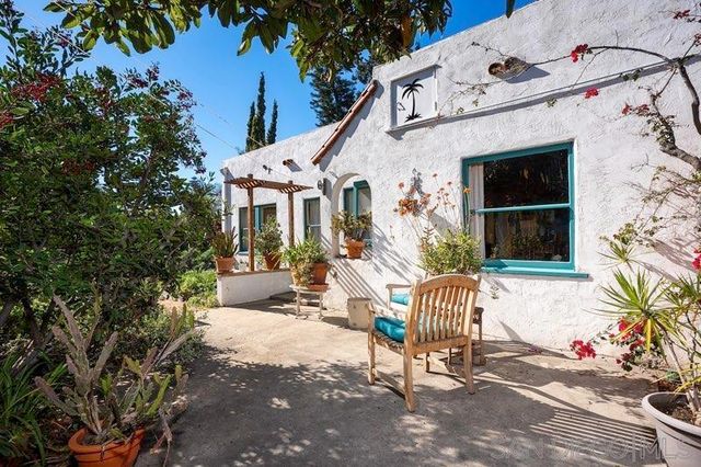 3237 39 Dale Street, San Diego, CA 92104