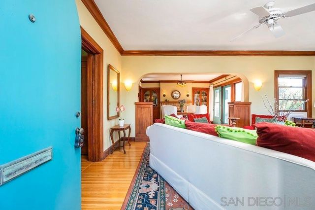 3237 39 Dale Street, San Diego, CA 92104