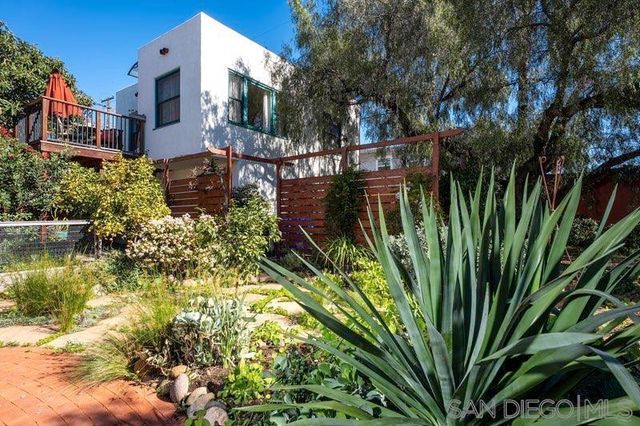 3237 39 Dale Street, San Diego, CA 92104