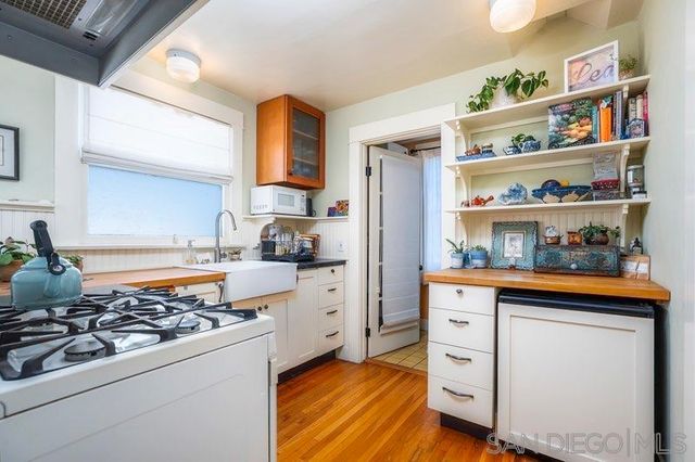 3237 39 Dale Street, San Diego, CA 92104