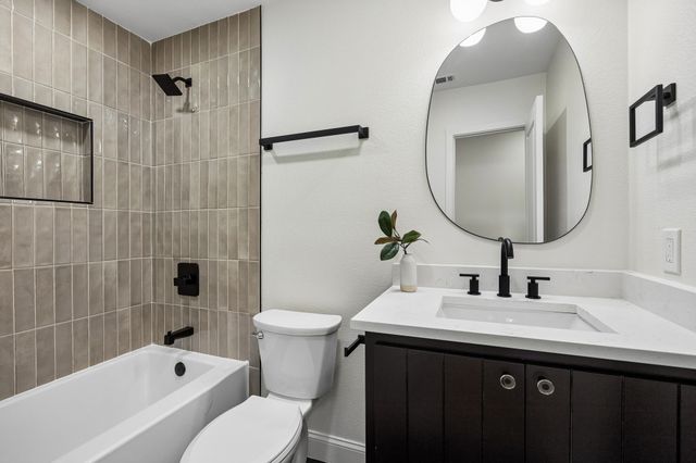 9376 Briarhurst Drive, Dallas, TX 75243