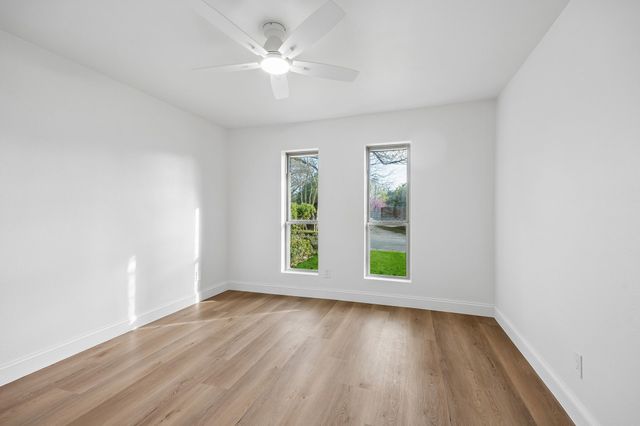 9376 Briarhurst Drive, Dallas, TX 75243