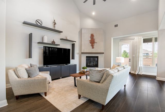 1301 Skyflower Lane, Celina, TX 75009