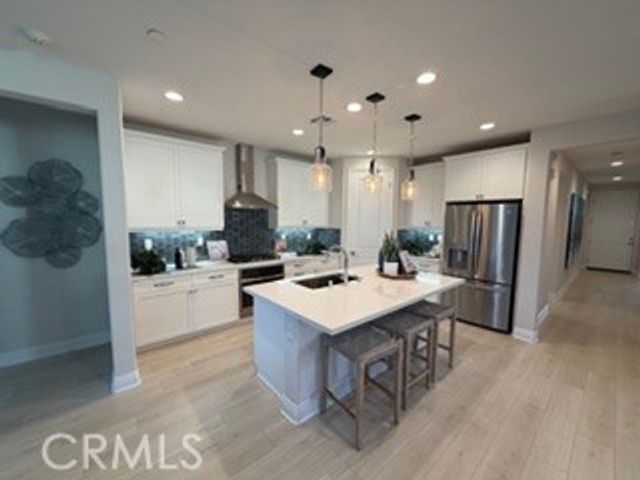 395 Knotgrass Street, Hemet, CA 92543