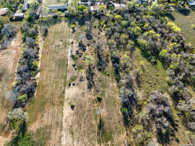 4680 Mount Olive Rd, Adkins, TX 78101