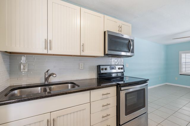 122 Julian Drive, Fort Pierce, FL 34946