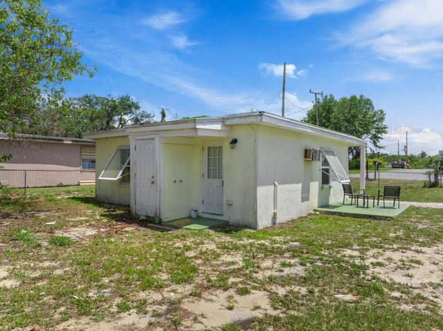 122 Julian Drive, Fort Pierce, FL 34946