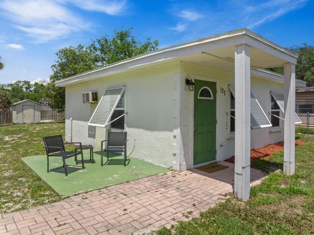 122 Julian Drive, Fort Pierce, FL 34946