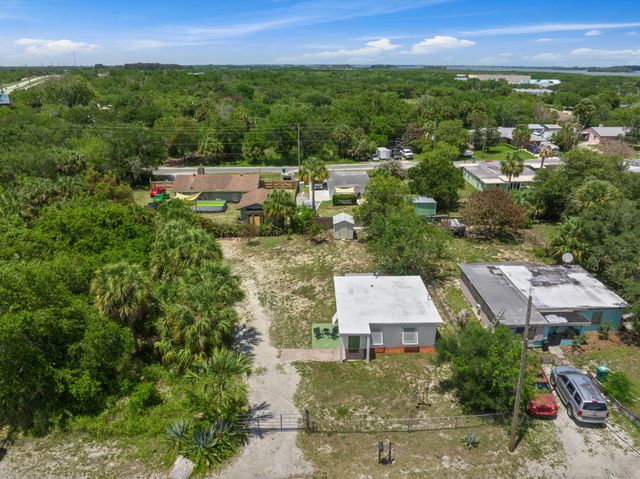 122 Julian Drive, Fort Pierce, FL 34946