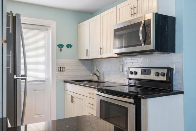 122 Julian Drive, Fort Pierce, FL 34946