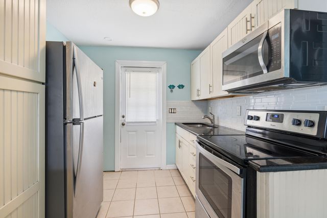 122 Julian Drive, Fort Pierce, FL 34946
