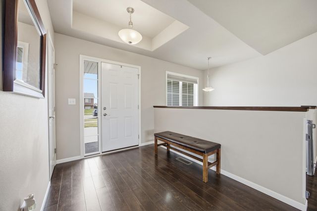 219 6th Street E, Horace, ND 58047