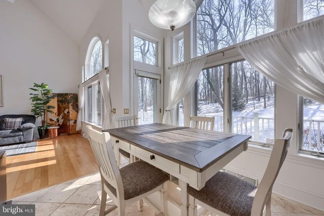 2492 SHAUB RD, Lancaster, PA 17601