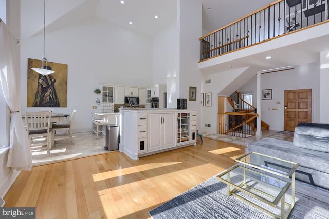 2492 SHAUB RD, Lancaster, PA 17601