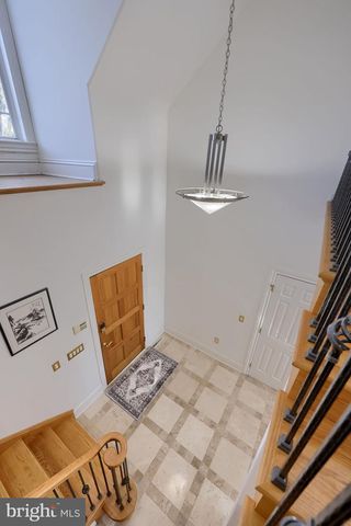 2492 SHAUB RD, Lancaster, PA 17601