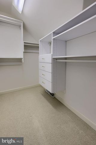 2492 SHAUB RD, Lancaster, PA 17601