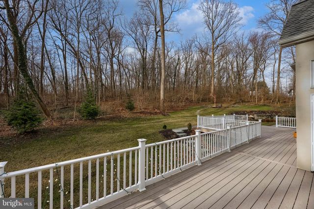 2492 SHAUB RD, Lancaster, PA 17601