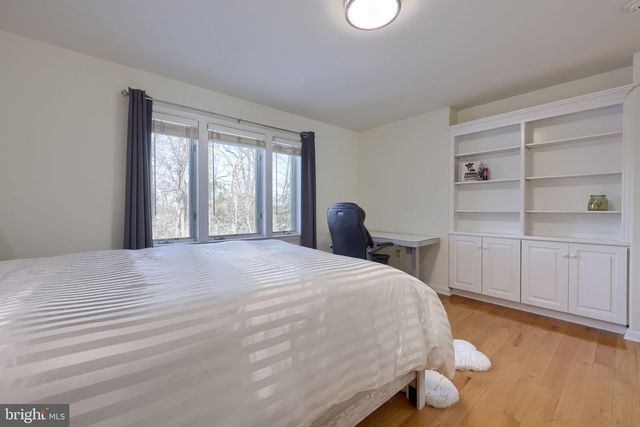 2492 SHAUB RD, Lancaster, PA 17601