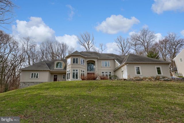 2492 SHAUB RD, Lancaster, PA 17601